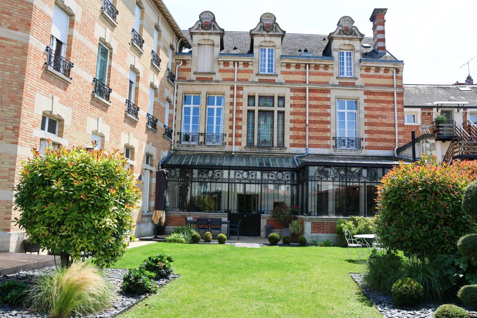 Le Jardin D'Hiver Chalons en Champagne Ngoại thất bức ảnh